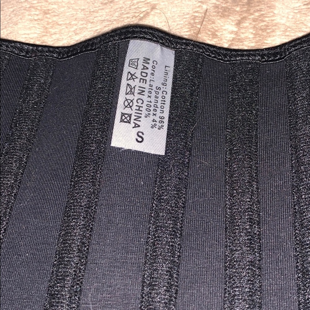 Brand new without tags corset - Picture 3 of 3